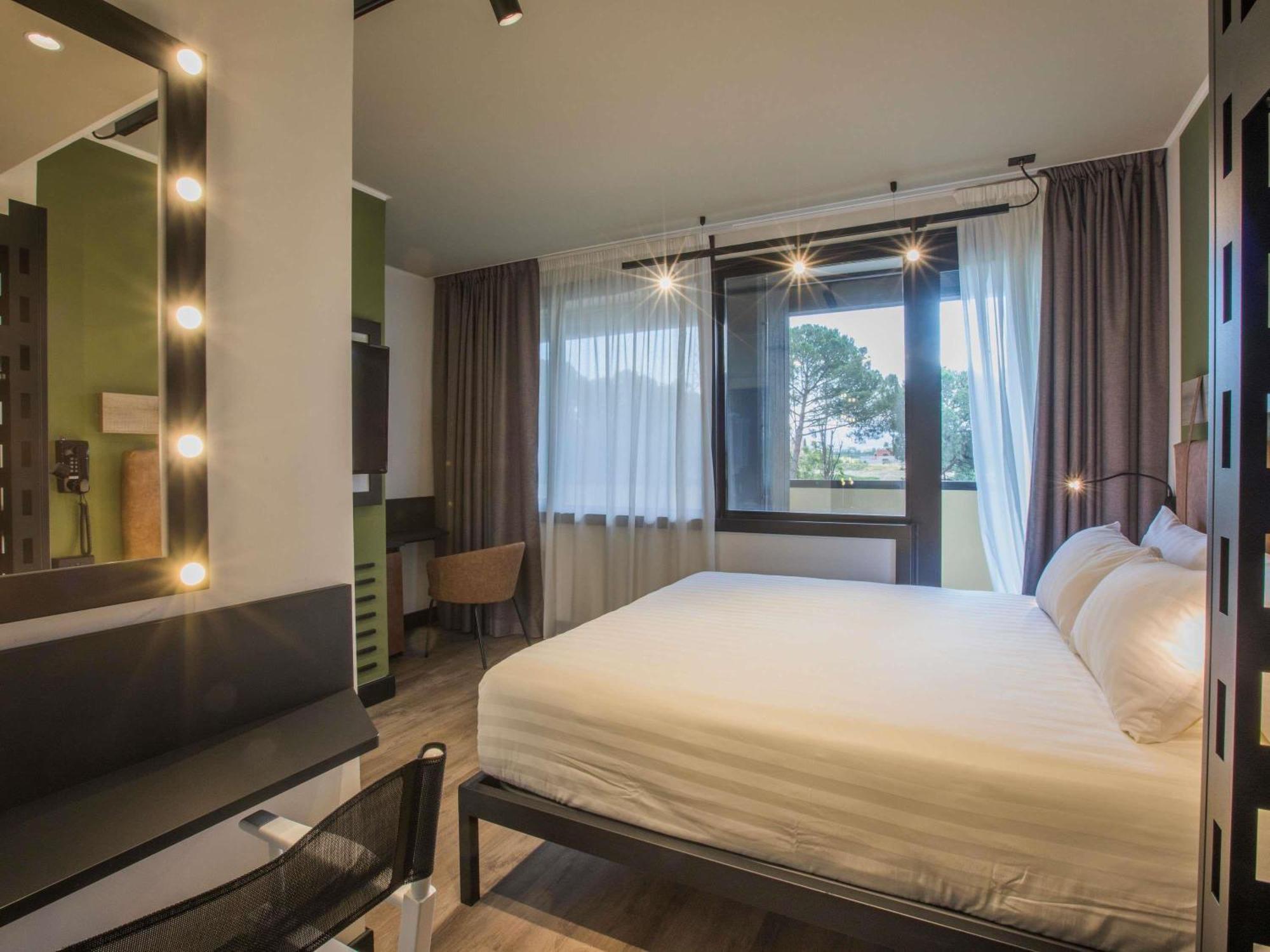 Mercure Roma Cinecitta — Photos 1
